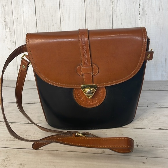 Vintage Moda Italiana Leather Black and Brown Turnlock Crossbody Bucket Bag - Picture 13 of 13